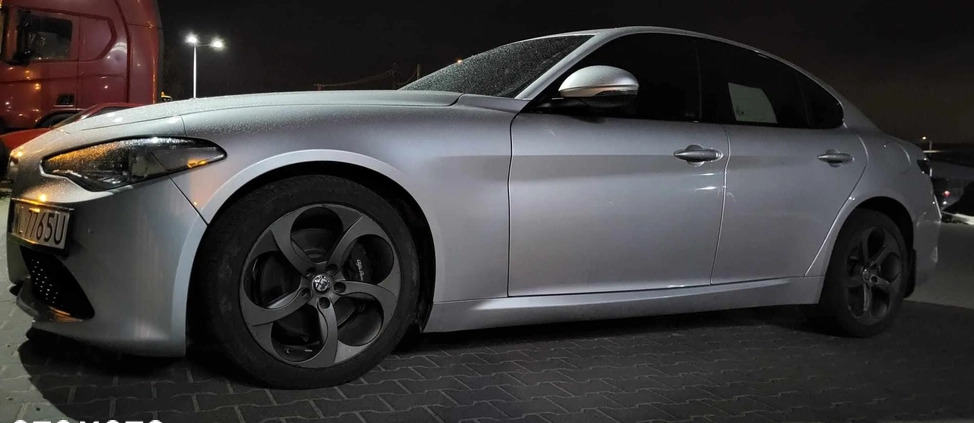 Alfa Romeo Giulia cena 83000 przebieg: 34100, rok produkcji 2017 z Legionowo małe 154